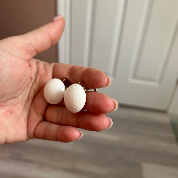 4/$50 Clip on vintage earrings DALSHEIM stamp 💜 - Picture 5 of 7